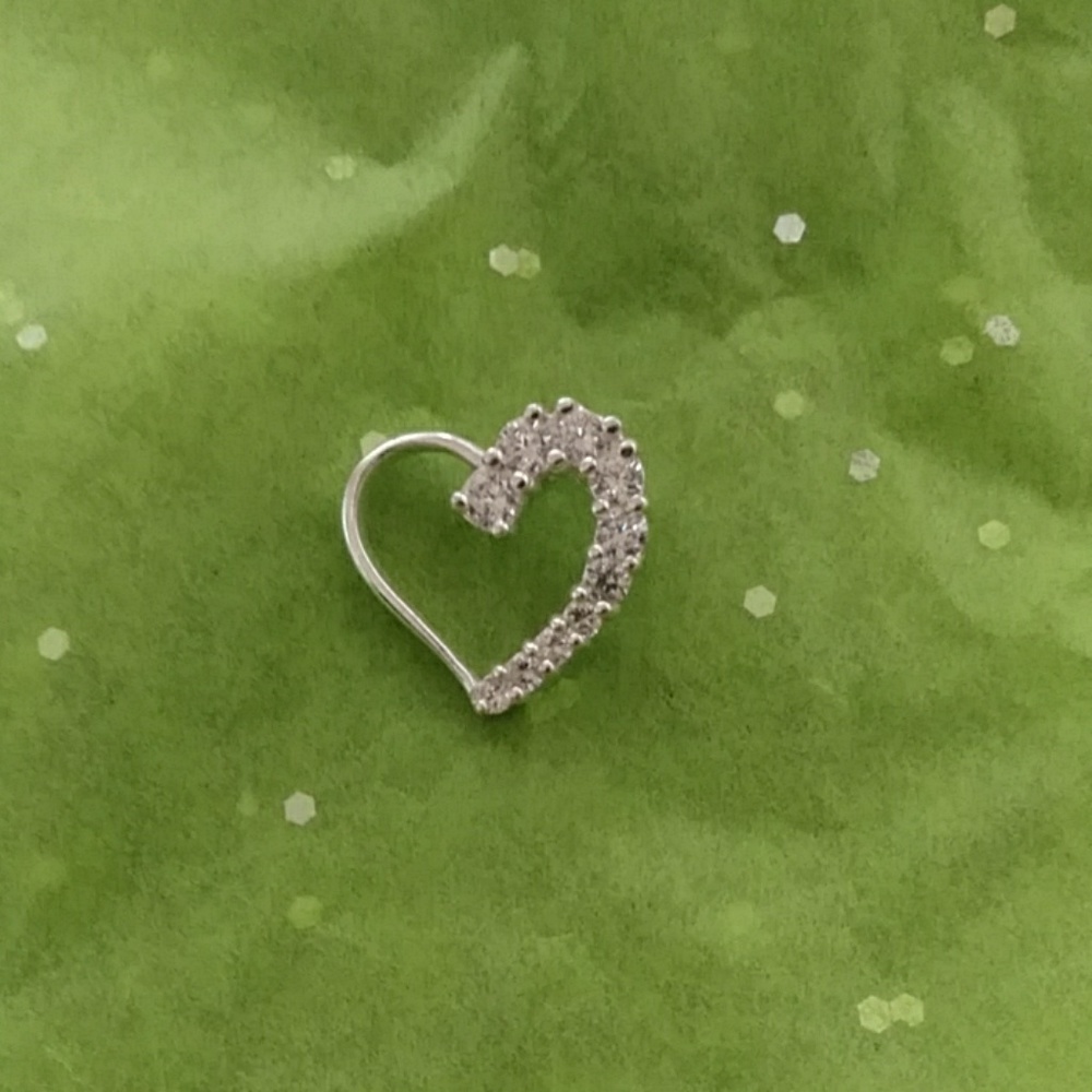 HEART CRYSTAL PENDANT